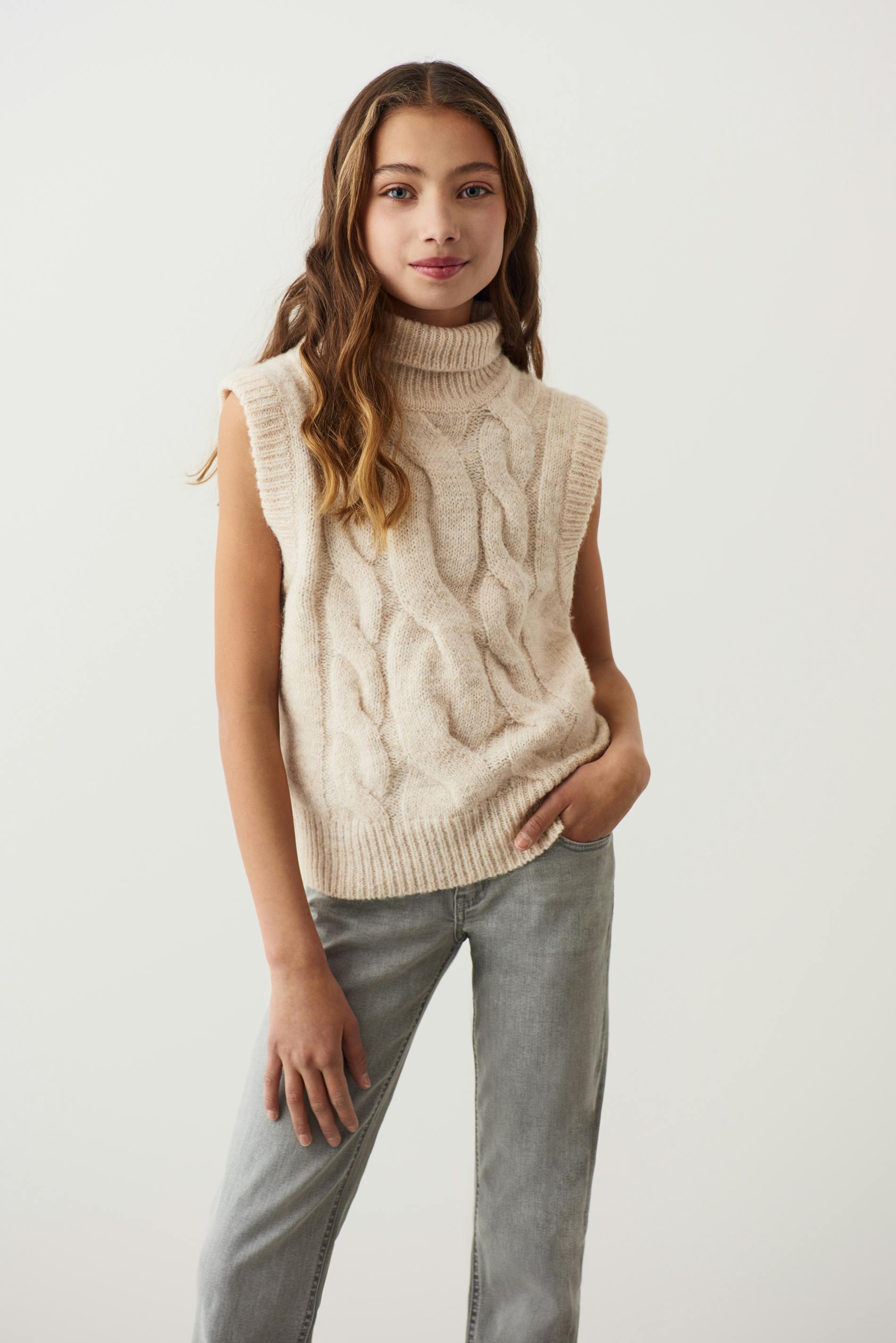 ginatricot.com | Y knit cable vest