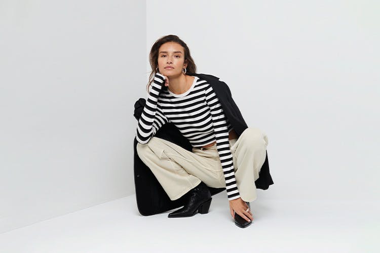 Gina Tricot - Denim season: 25% off all denim 💙 🔗SHOP:  ginatricot.com/xx/clothes/jeans