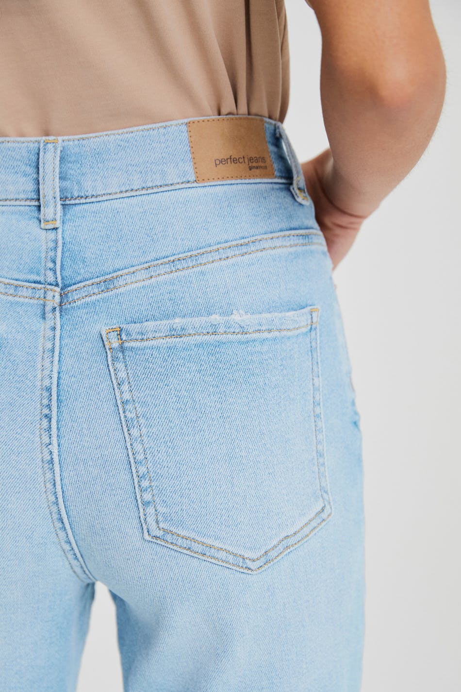 comfy mom jeans petite