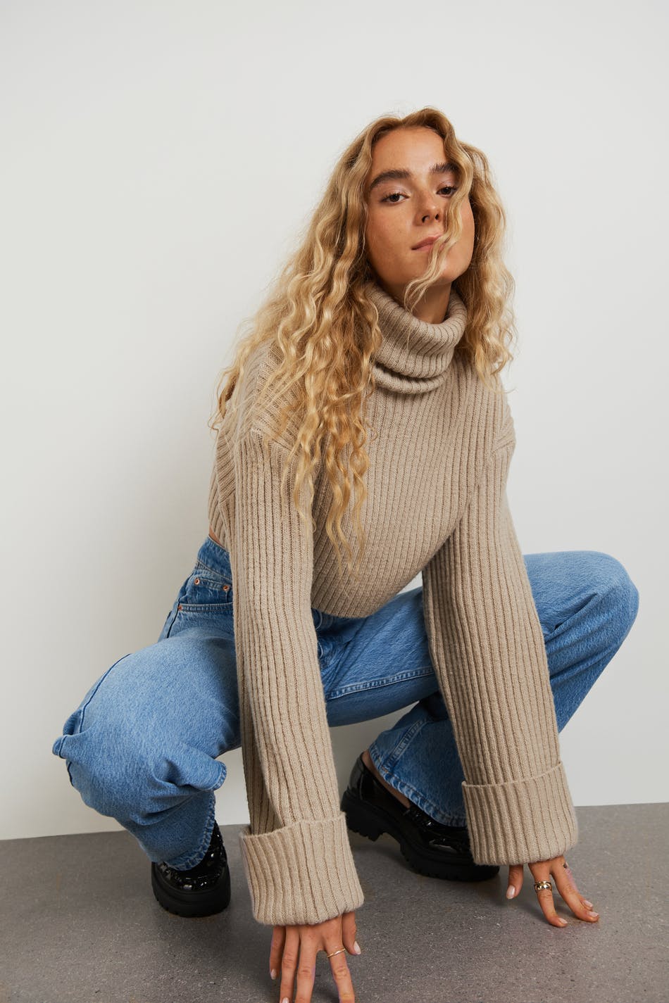 River knitted sweater