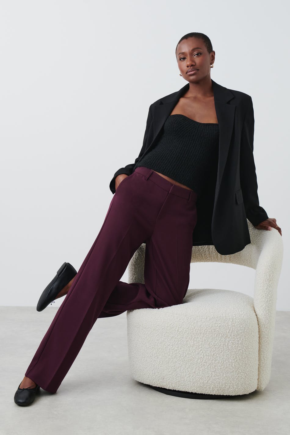 Läs mer om Gina Tricot - Straight regular trousers - byxor - Red - 36 - Female