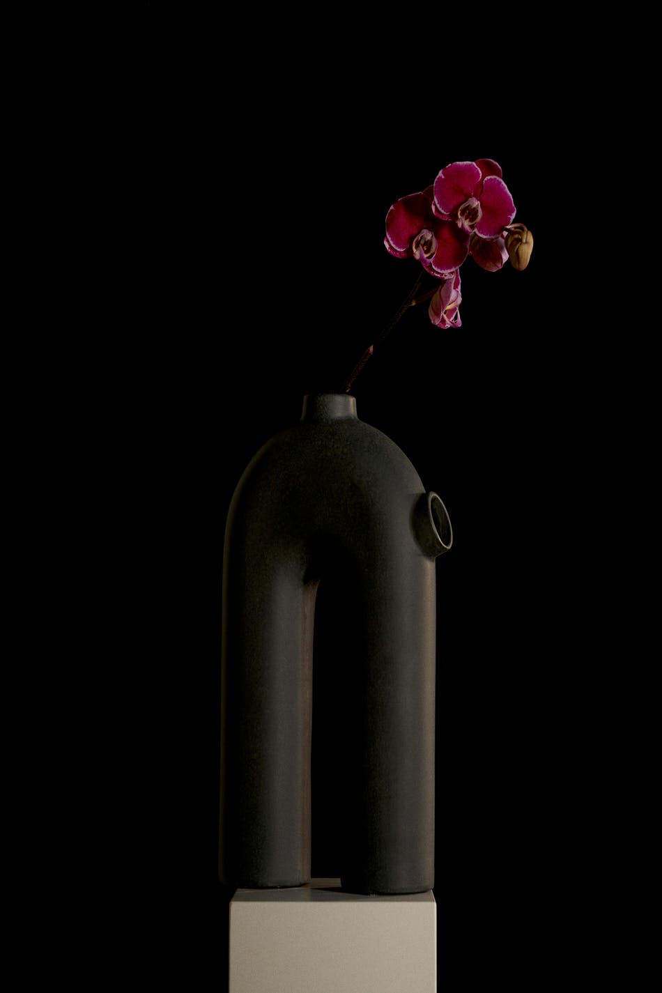 Arch vase