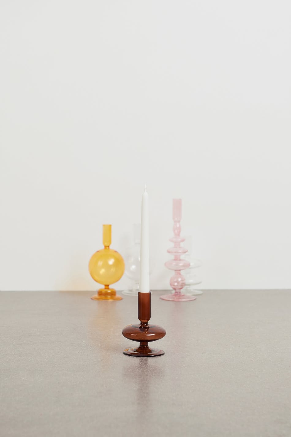 Bubbly glass S candle holder