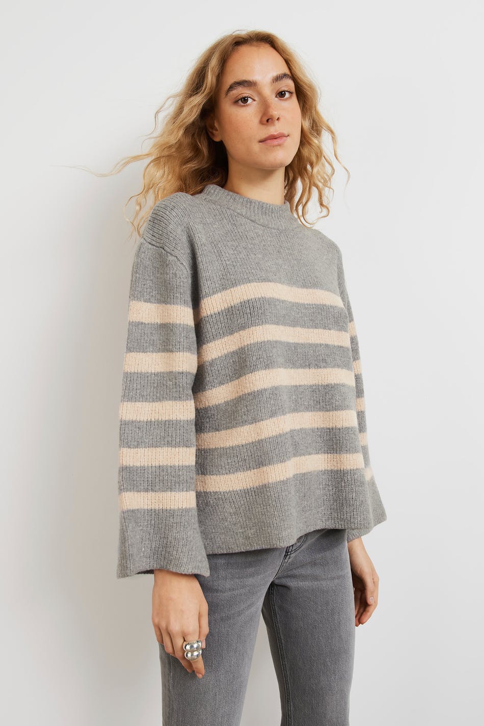se tv Overskæg Symptomer Alba knitted sweater - Gina Tricot