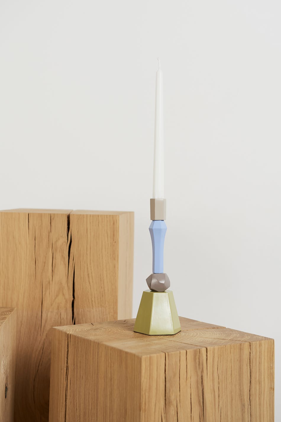 Block candle holder