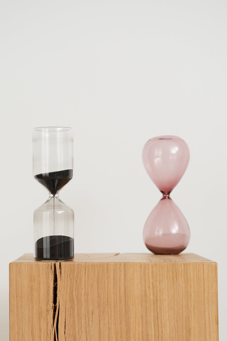Cylinder hourglass