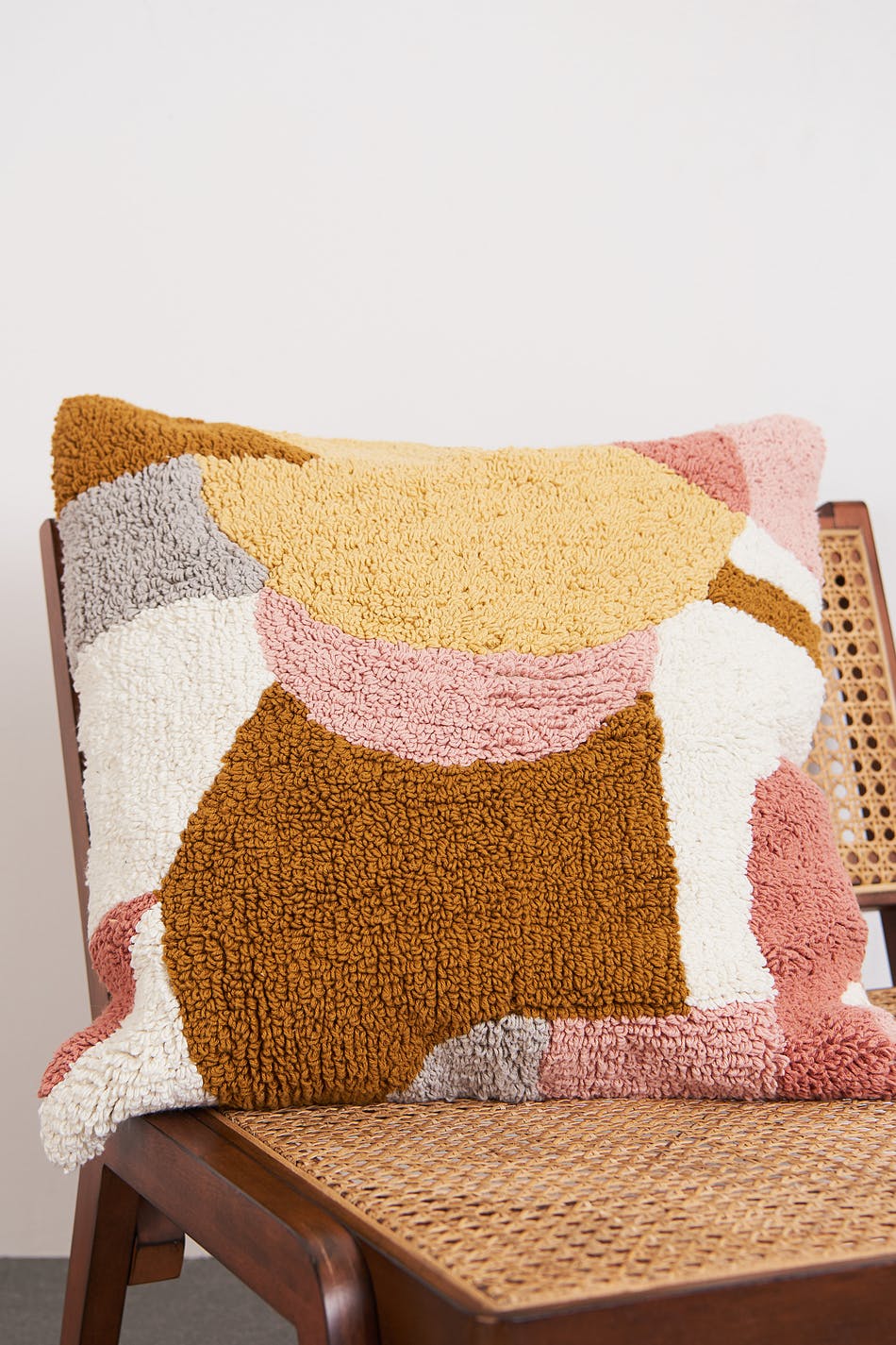 Structured cushion cover