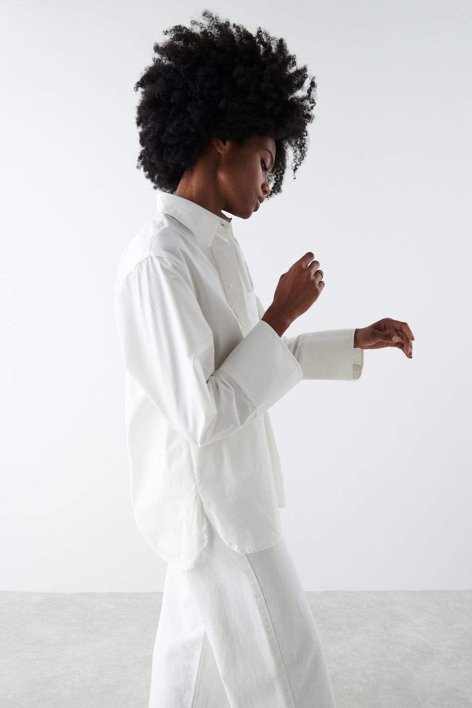 Gizem poplin shirt - White - Women - Gina Tricot