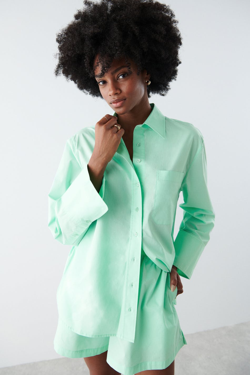 Gizem poplin shirt - Green - Women - Gina Tricot