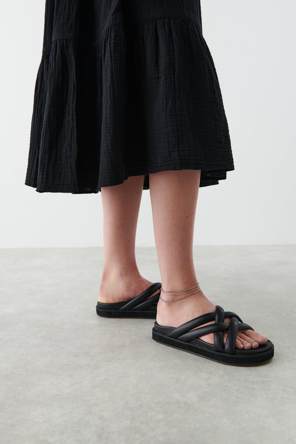 Willow padded sandals
