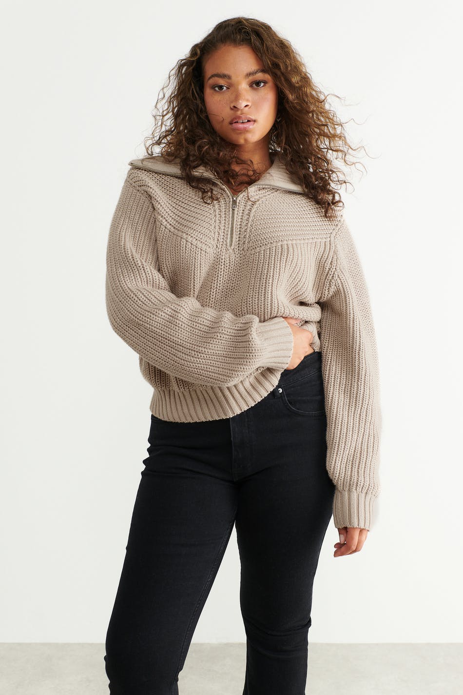 Viviette knitted sweater
