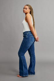 Low Waist bootcut Jeans Gina Tricot