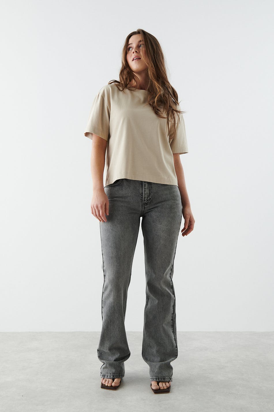 Läs mer om Full length petite flare jeans