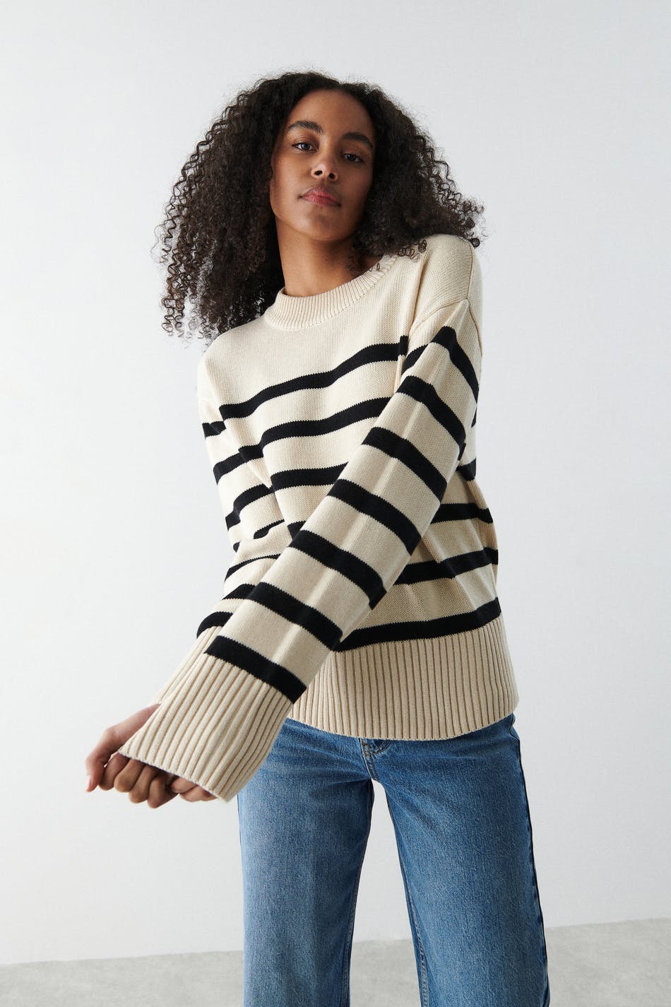 Produktionscenter faktureres broderi Disa knitted sweater - Gina Tricot