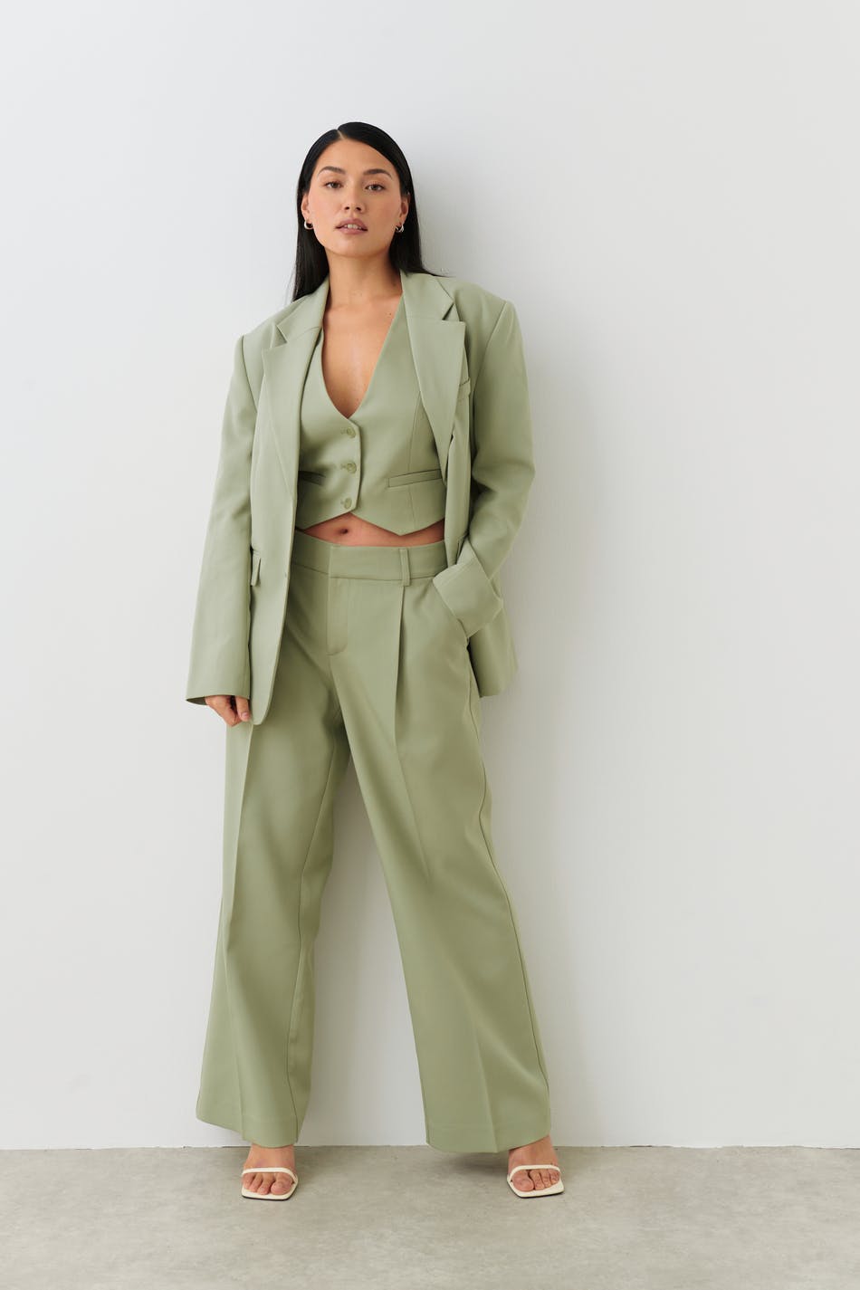 Gina Tricot - Low waist trousers - Habitbukser- Green - XL - Female