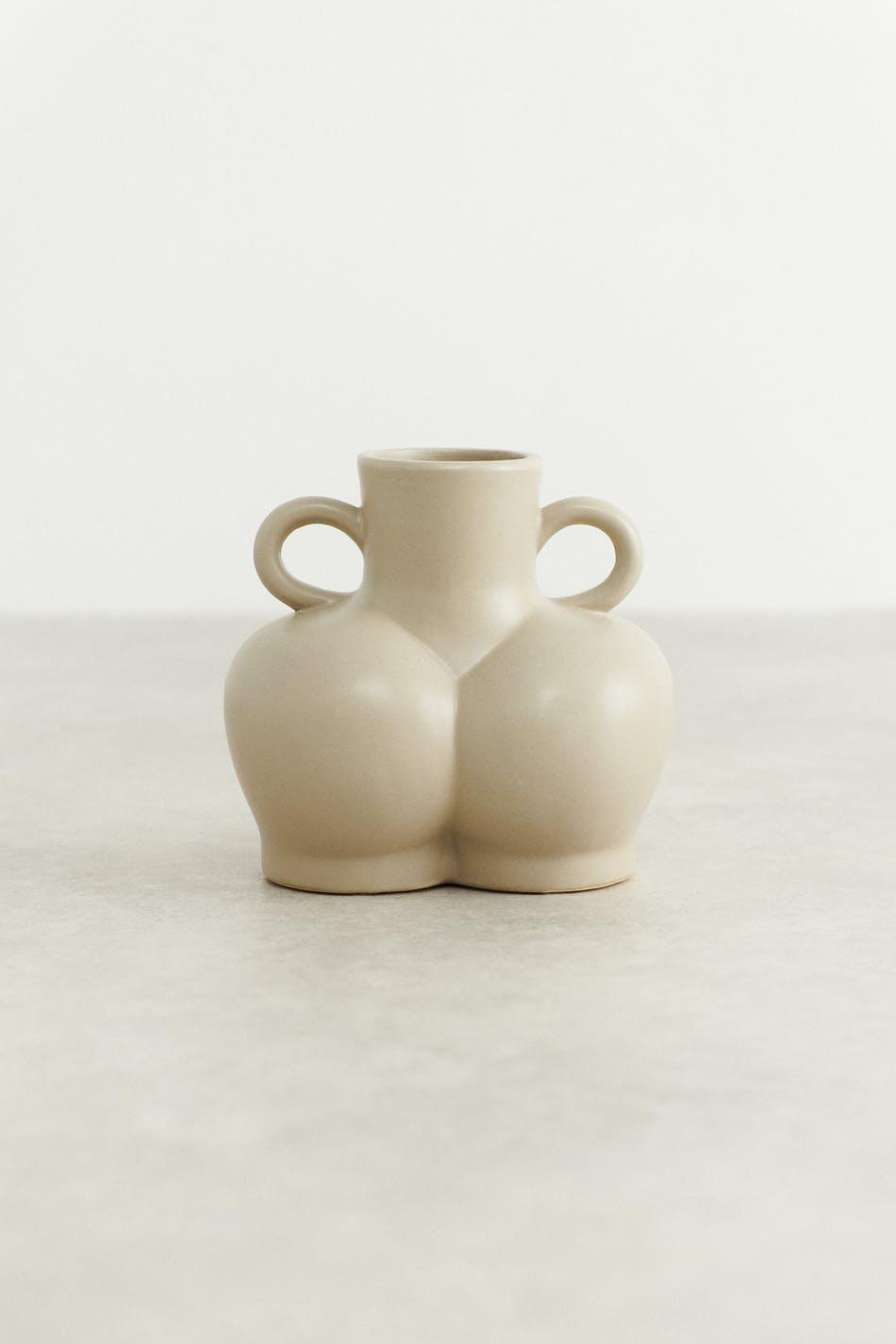Gina Tricot - Ceramic Hips Vase - Dekoration - Beige - One Size - Damen