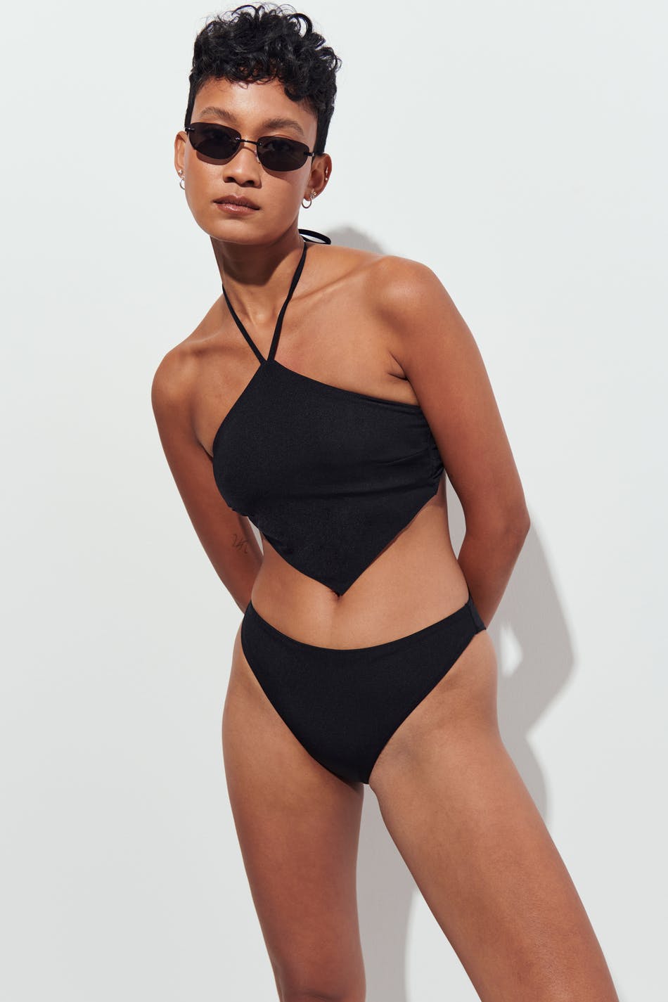 Gina Tricot - Scarf bikini top - Bikini- Black - S - Female