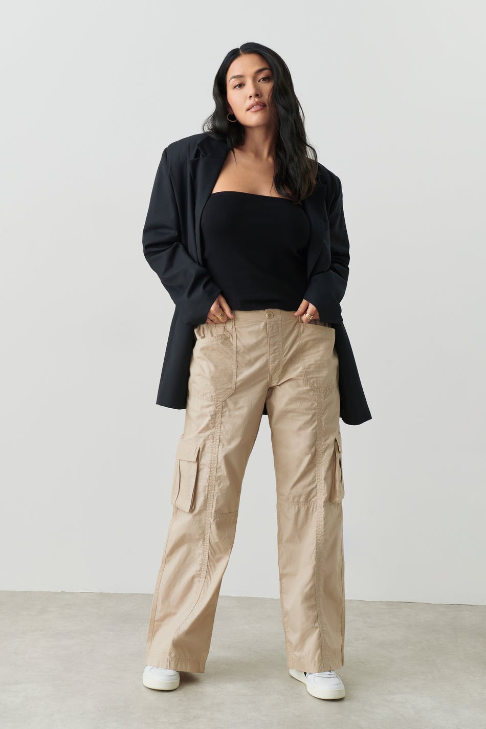 Gina Tricot - Cargo trousers - cargobyxor - Beige - 42 - Female