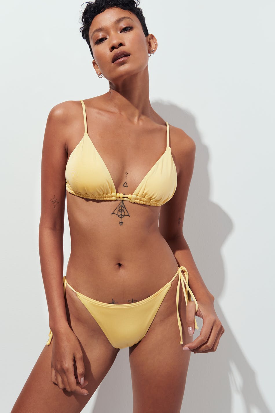 Gina Tricot - Shiny tie bikini brief - Bikini- Yellow - XL - Female