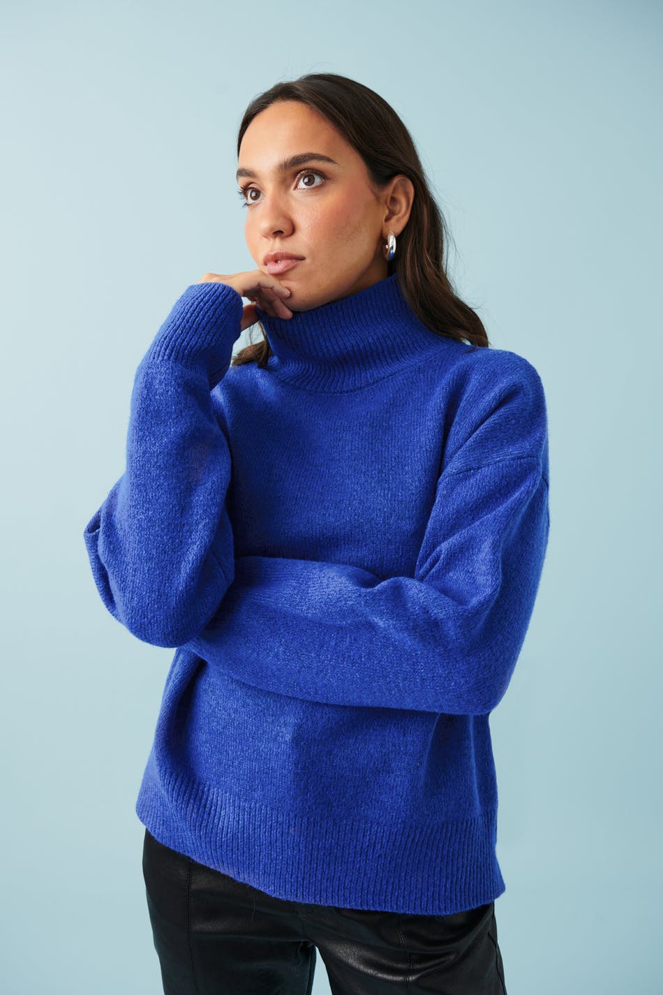 Läs mer om Gina Tricot - Funnel neck knit sweater - stickade tröjor - Blue - XS - Female