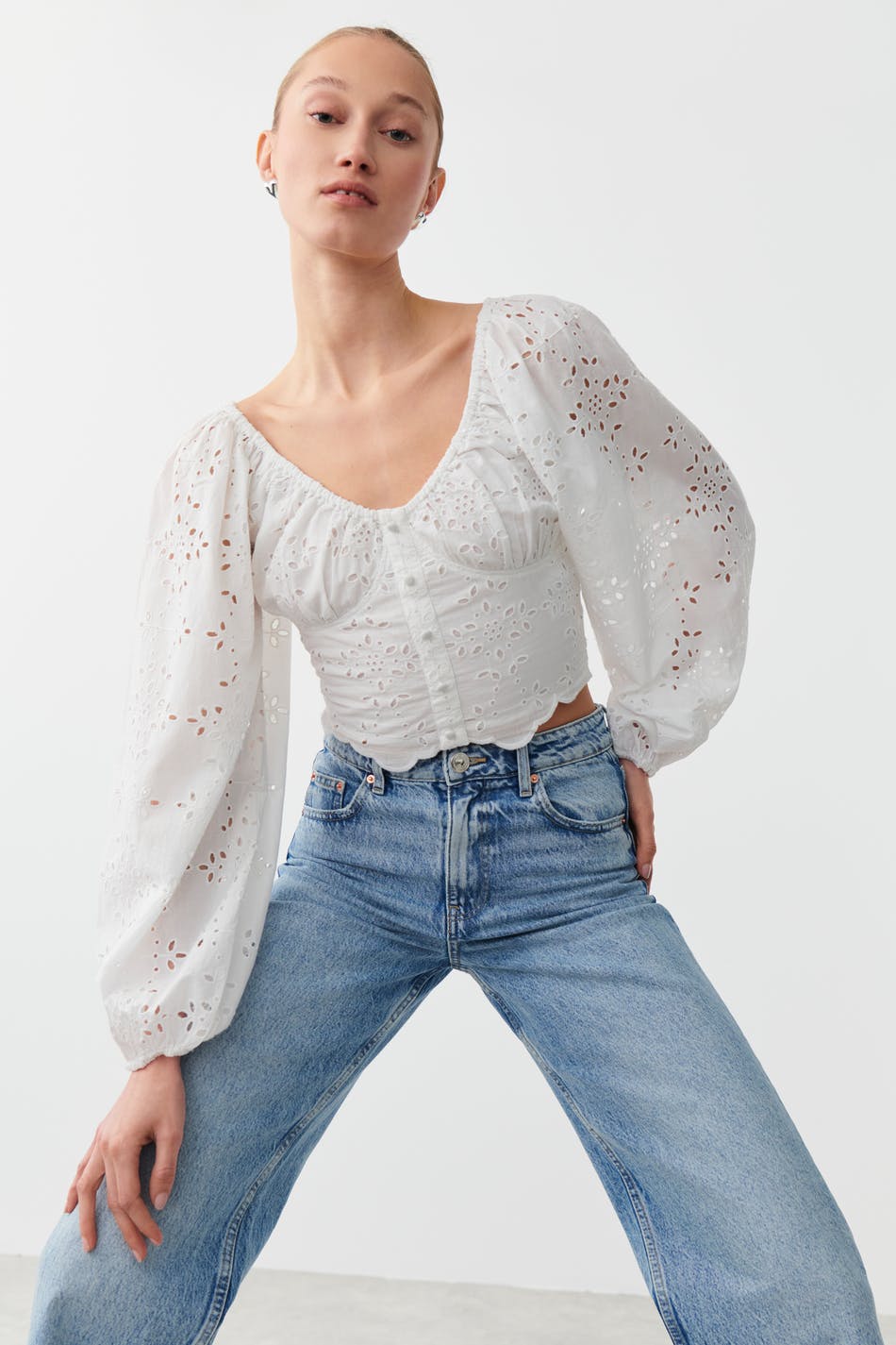 Gina Tricot - Broderie anglaise blouse - korset-toppe- White - XS - Female