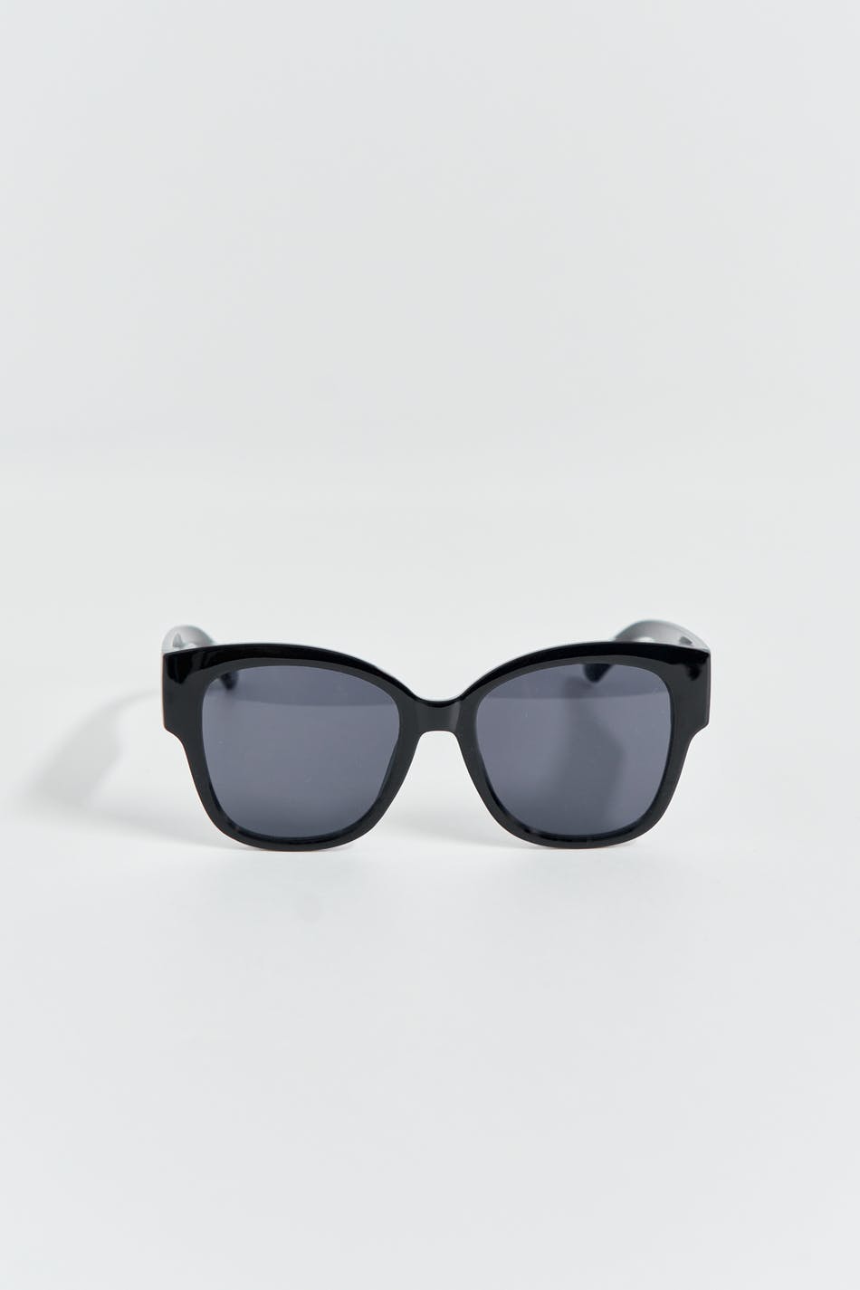  Gina Tricot- Oversized sunglasses - Sonnenbrillen- Black - ONESIZE- Female