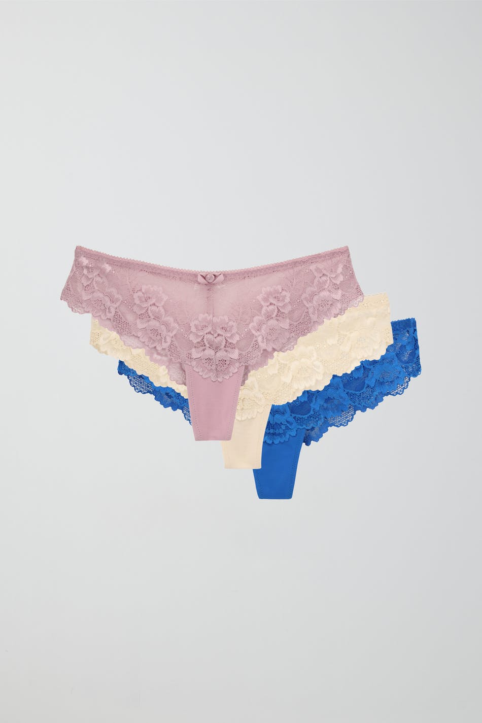 ginatricot.com | 3-pack lace thong