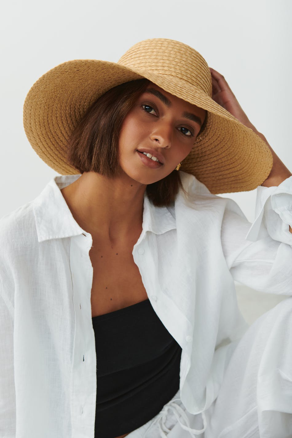 Läs mer om Gina Tricot - Wide straw hat - mössor - Beige - ONESIZE - Female