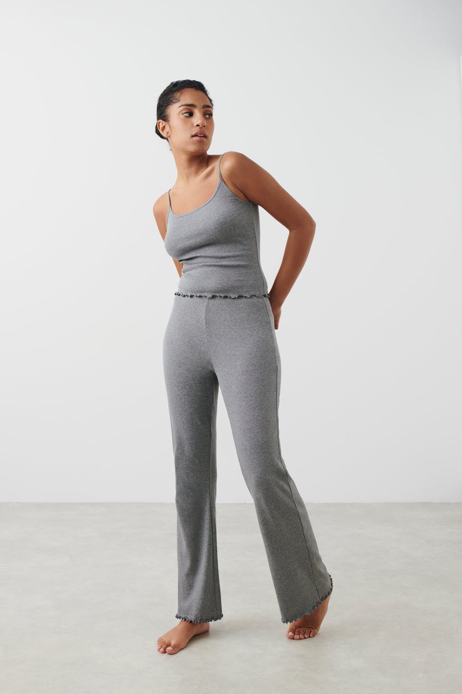 Homewear flared trousers - Grey - Women - Gina Tricot