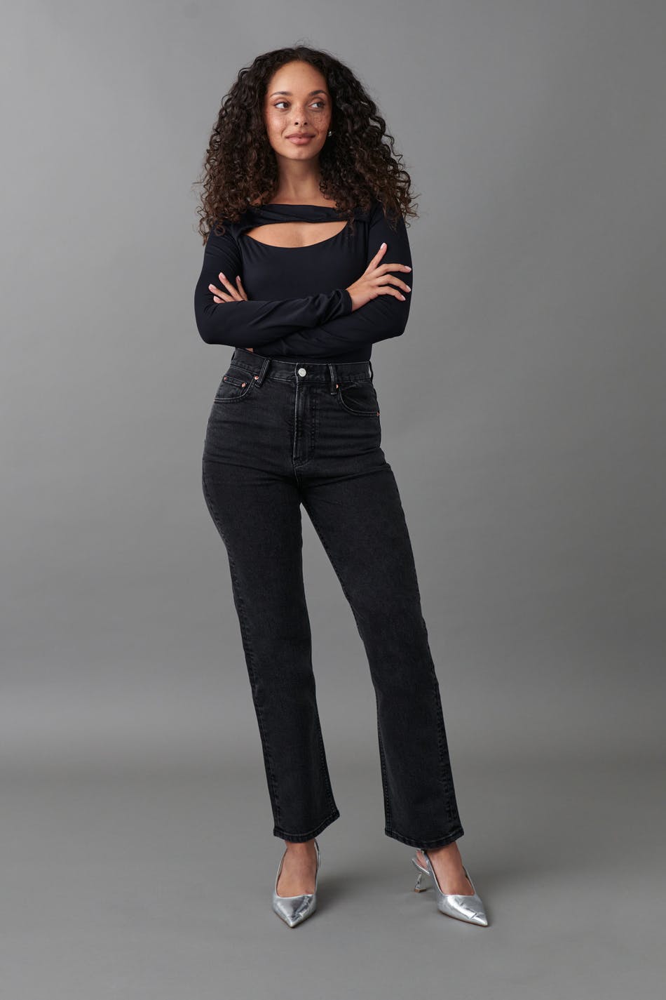 Läs mer om Gina Tricot - Super high jeans - back-to-blue - Black - 42 - Female