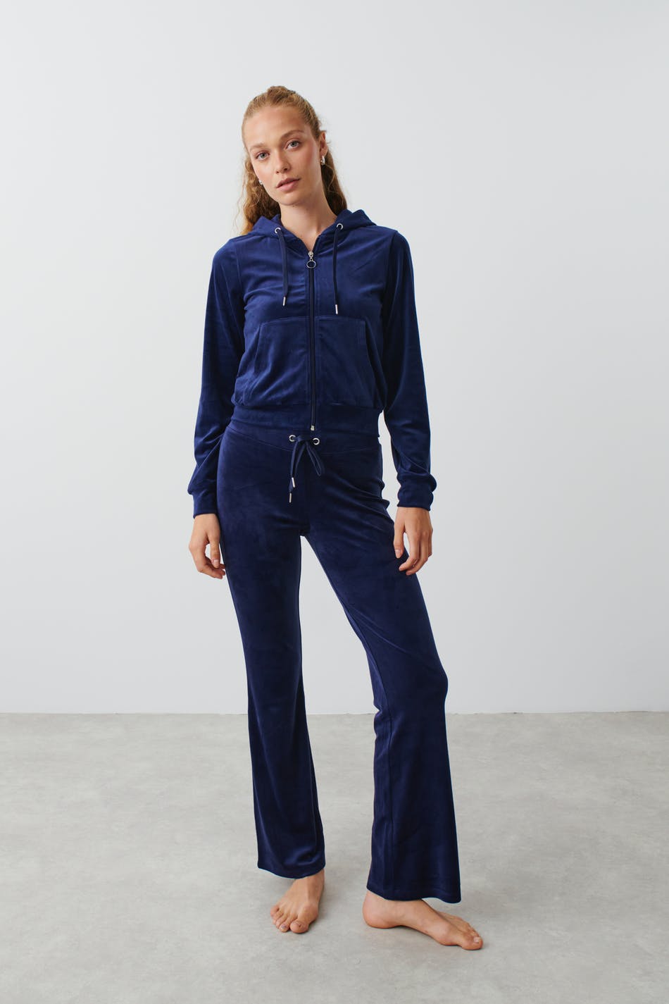 Velour trousers - Blue - Women - Gina Tricot