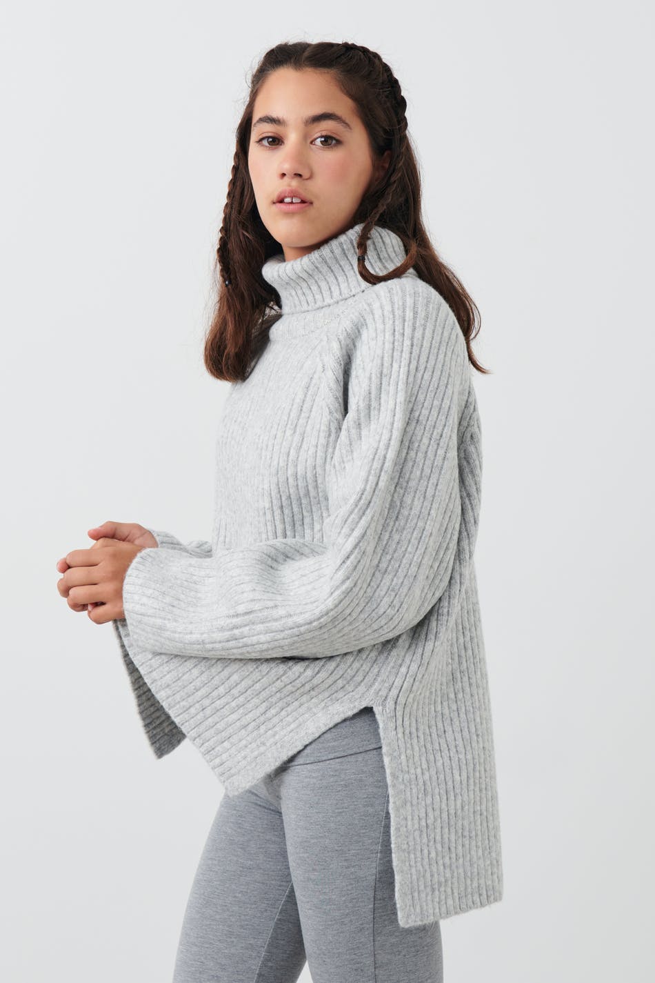 Gina Tricot - Y long knitted sweater - stickade tröjor - Grey - 134/140 - Female