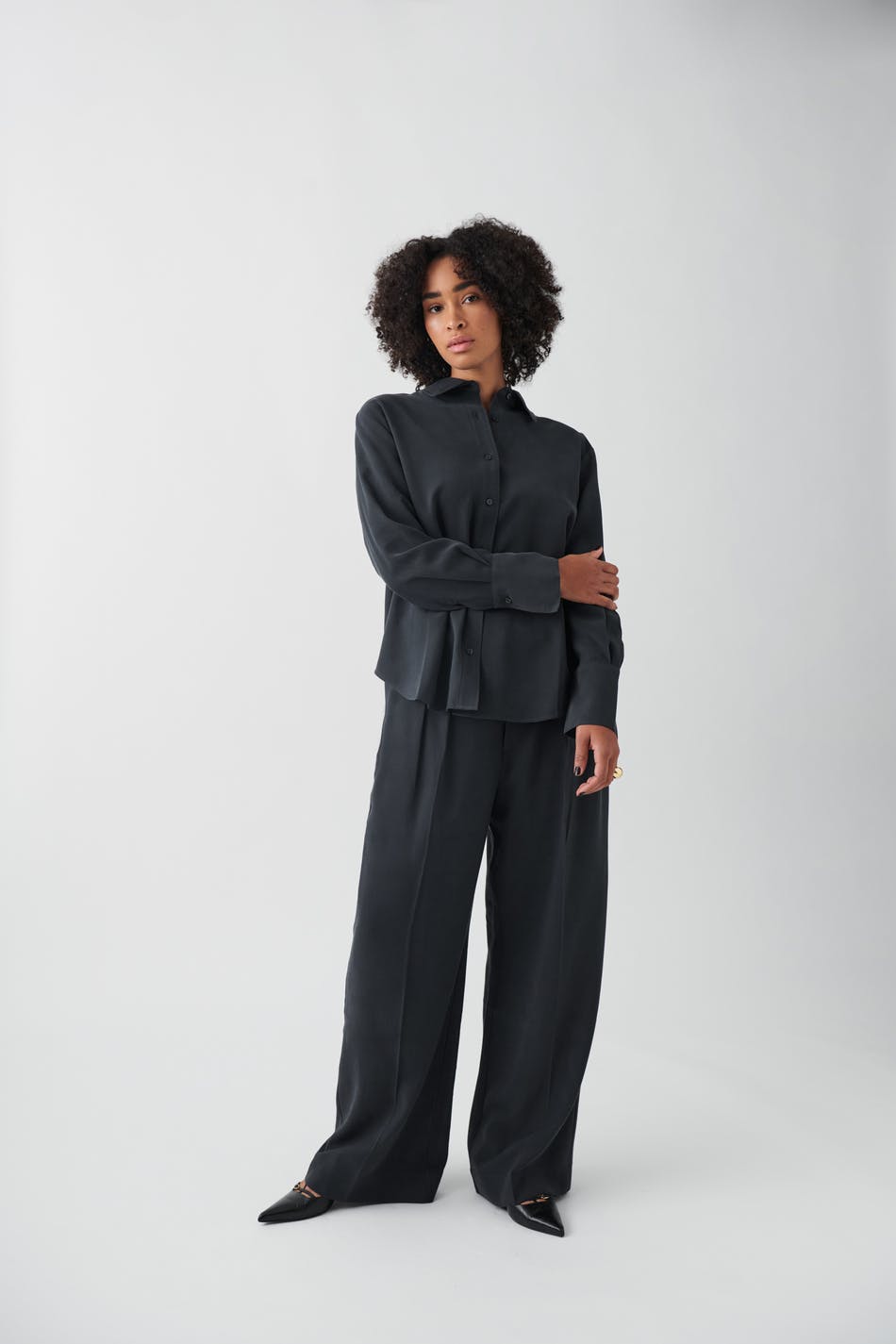 Trousers GINA TRICOT Black size 40 IT in Polyester - 40505346