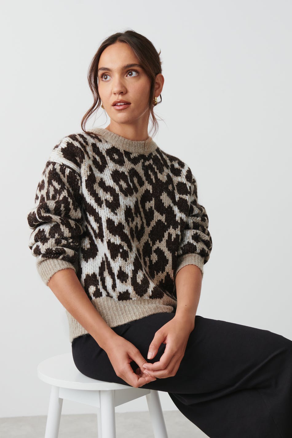 Läs mer om Gina Tricot - Knitted jacquard sweater - stickade tröjor - Brown - XS - Female