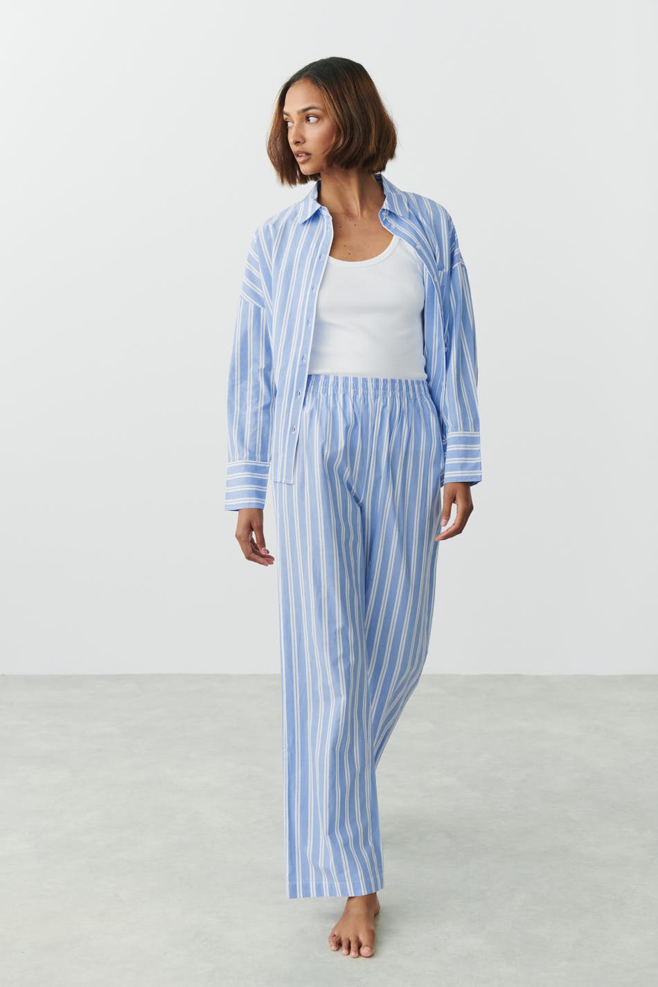Läs mer om Gina Tricot - Cotton pyjamas trousers - pyjamas - Blue - XS - Female