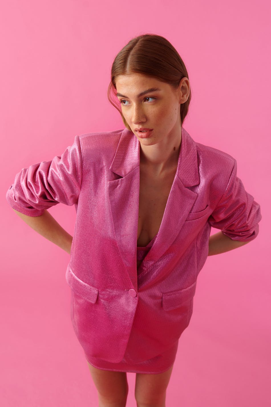 Läs mer om Gina Tricot - Pink oversized blazer - kavajer - Pink - 40 - Female