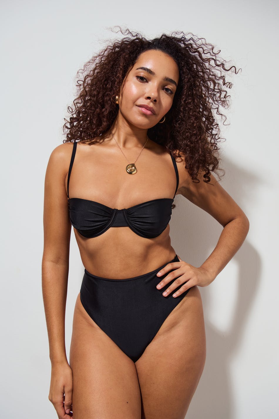  Gina Tricot- Highwaist bikini brief - Bikini- Black - S- Female