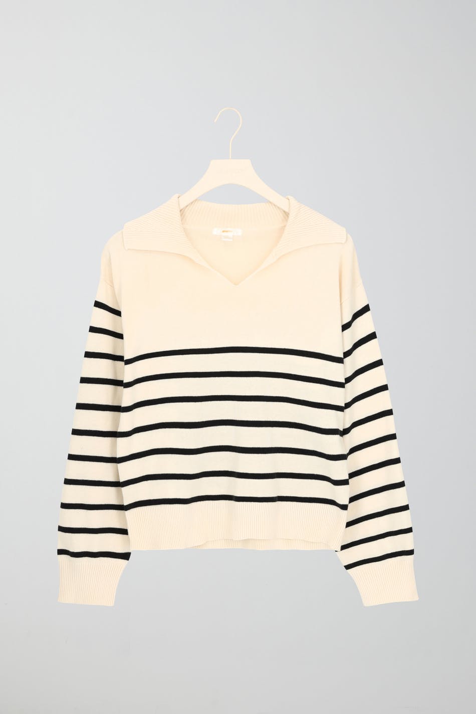 Läs mer om Gina Tricot - Y boxy collar sweater - stickade tröjor - Beige - 134/140 - Female