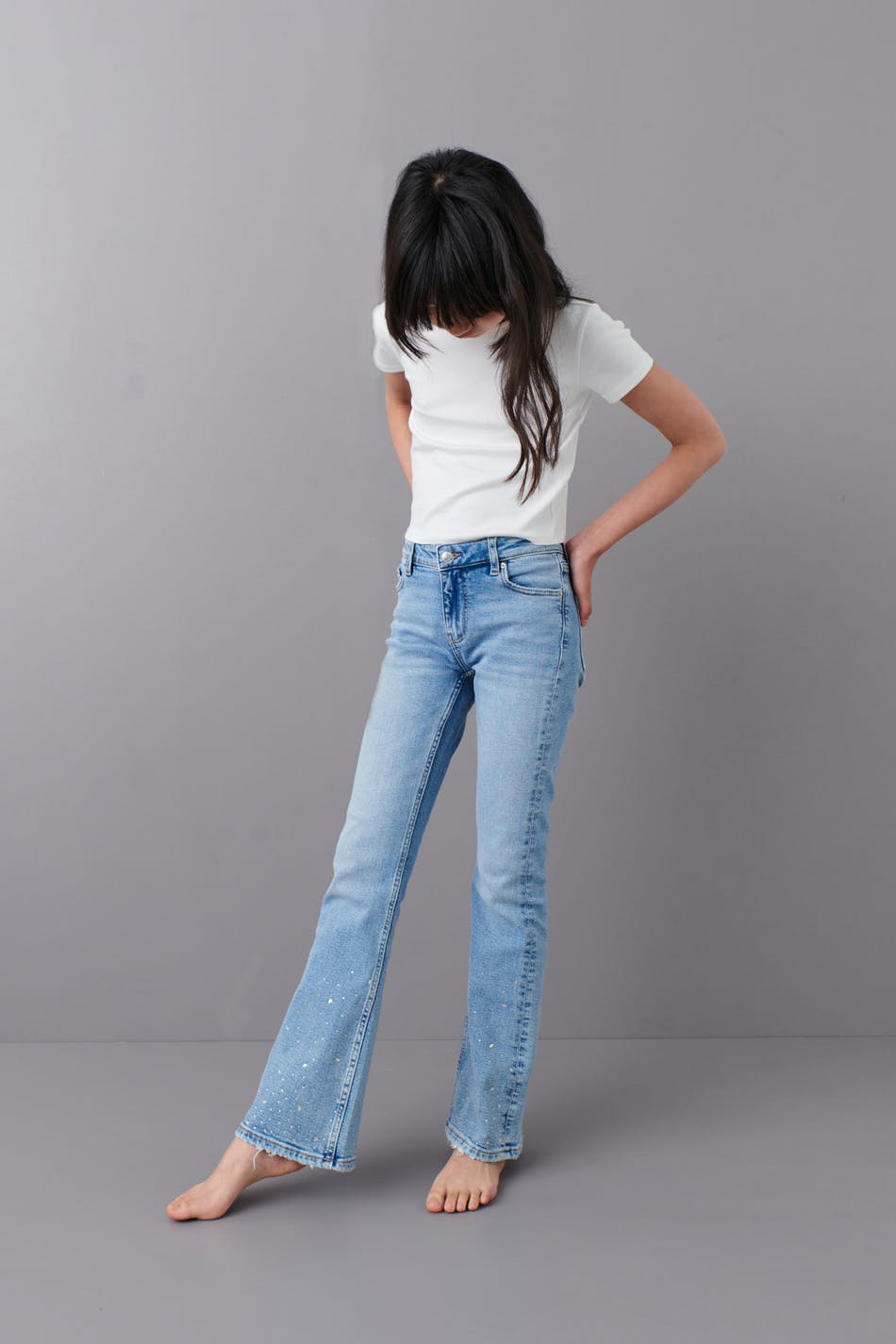 Läs mer om Gina Tricot - Bootcut rhinestone jeans - bootcut - Blue - 134 - Female