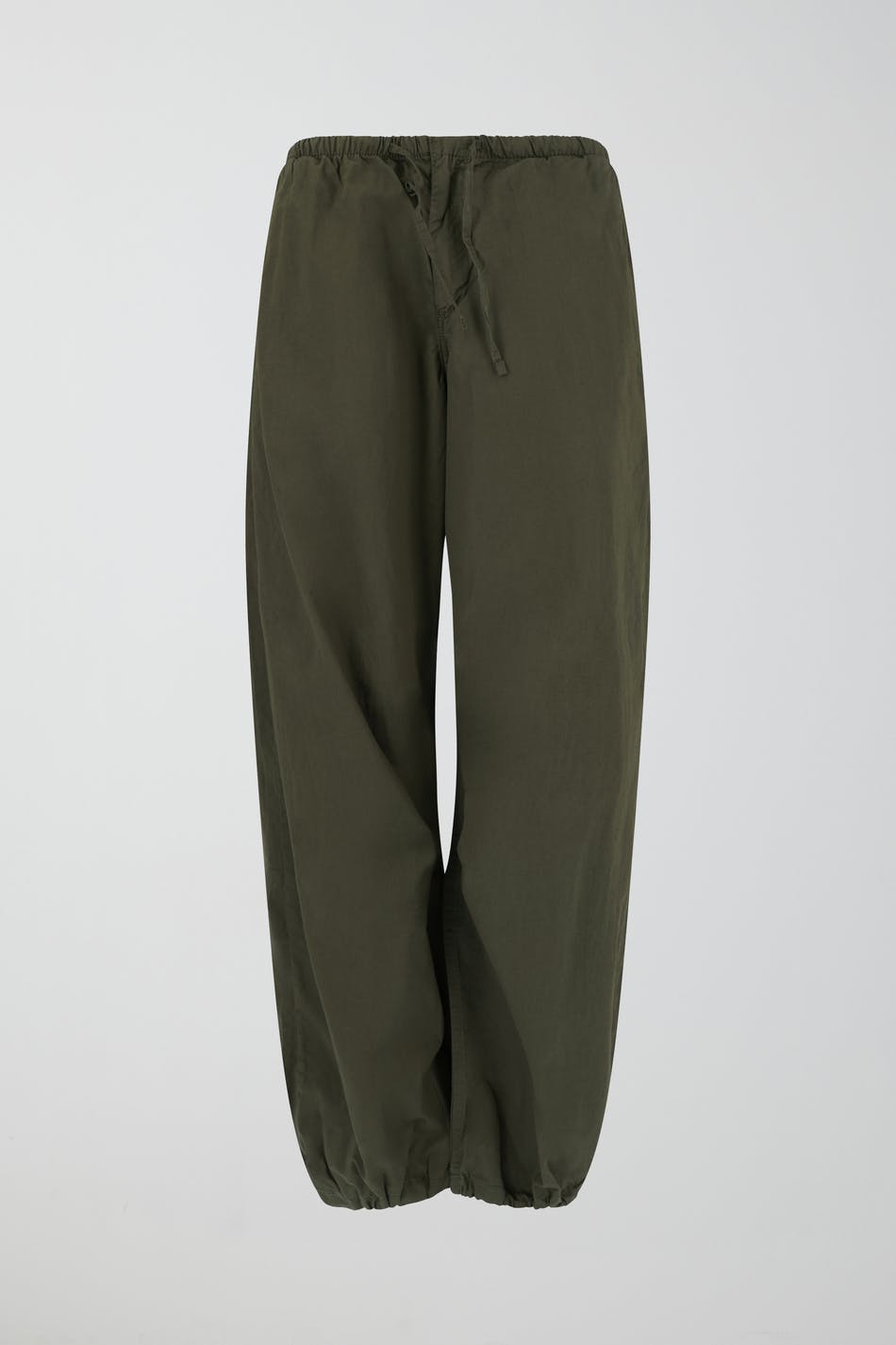 Läs mer om Gina Tricot - Parachute petite trousers - parachute-pants - Green - S - Female