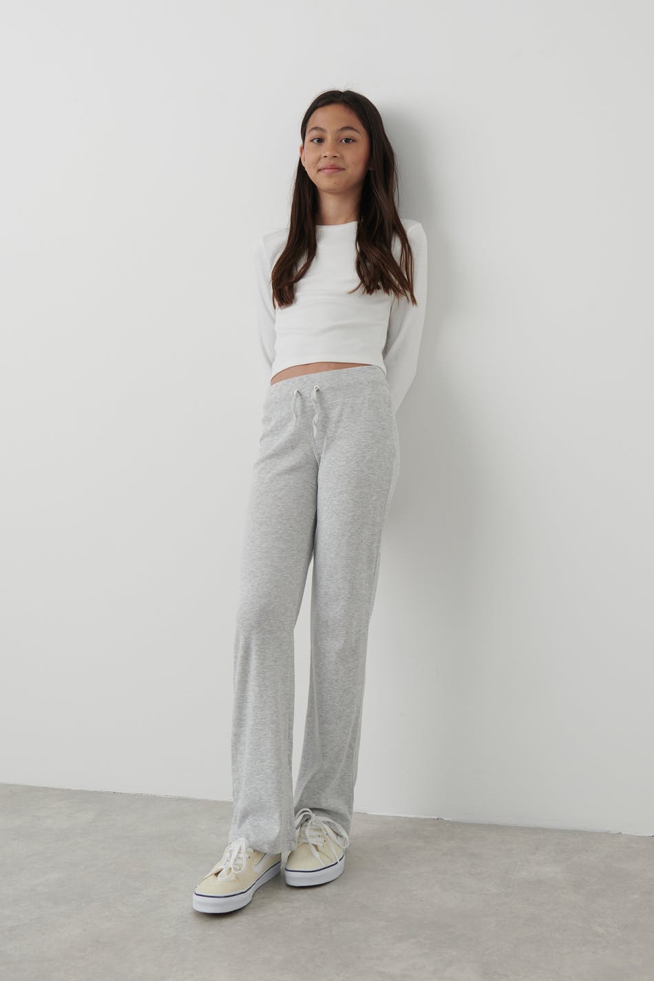 Y low waist sweatpants - Grey - Gina Tricot