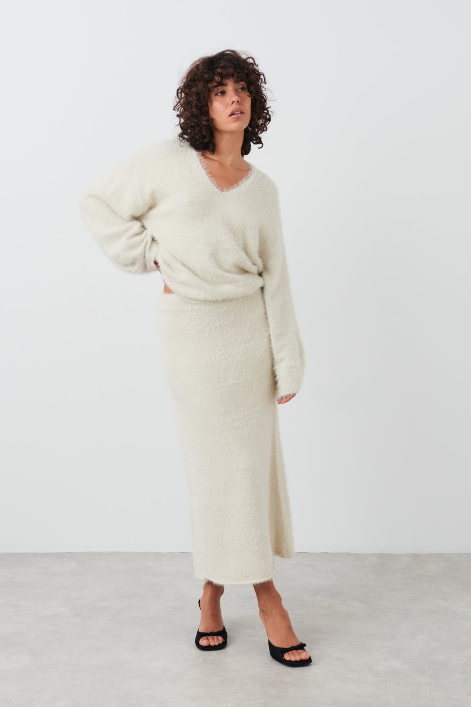 Gina Tricot - Knitted maxi skirt - stickade kjolar - White - S - Female