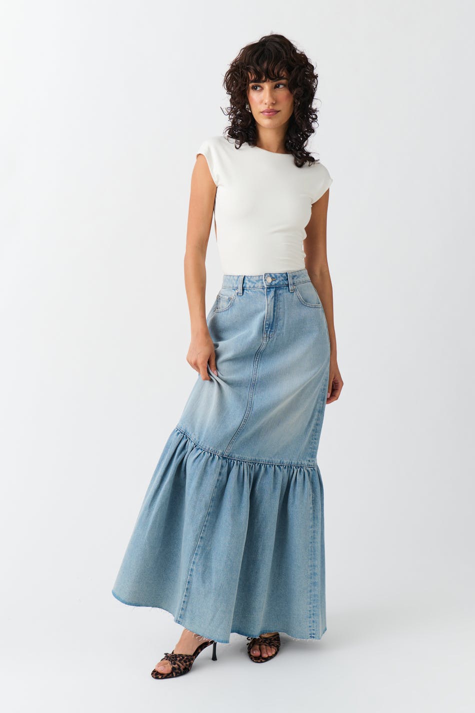 Gina Tricot - Flouncy long denim skirt - denimskjørt - Blue - 40 - Female