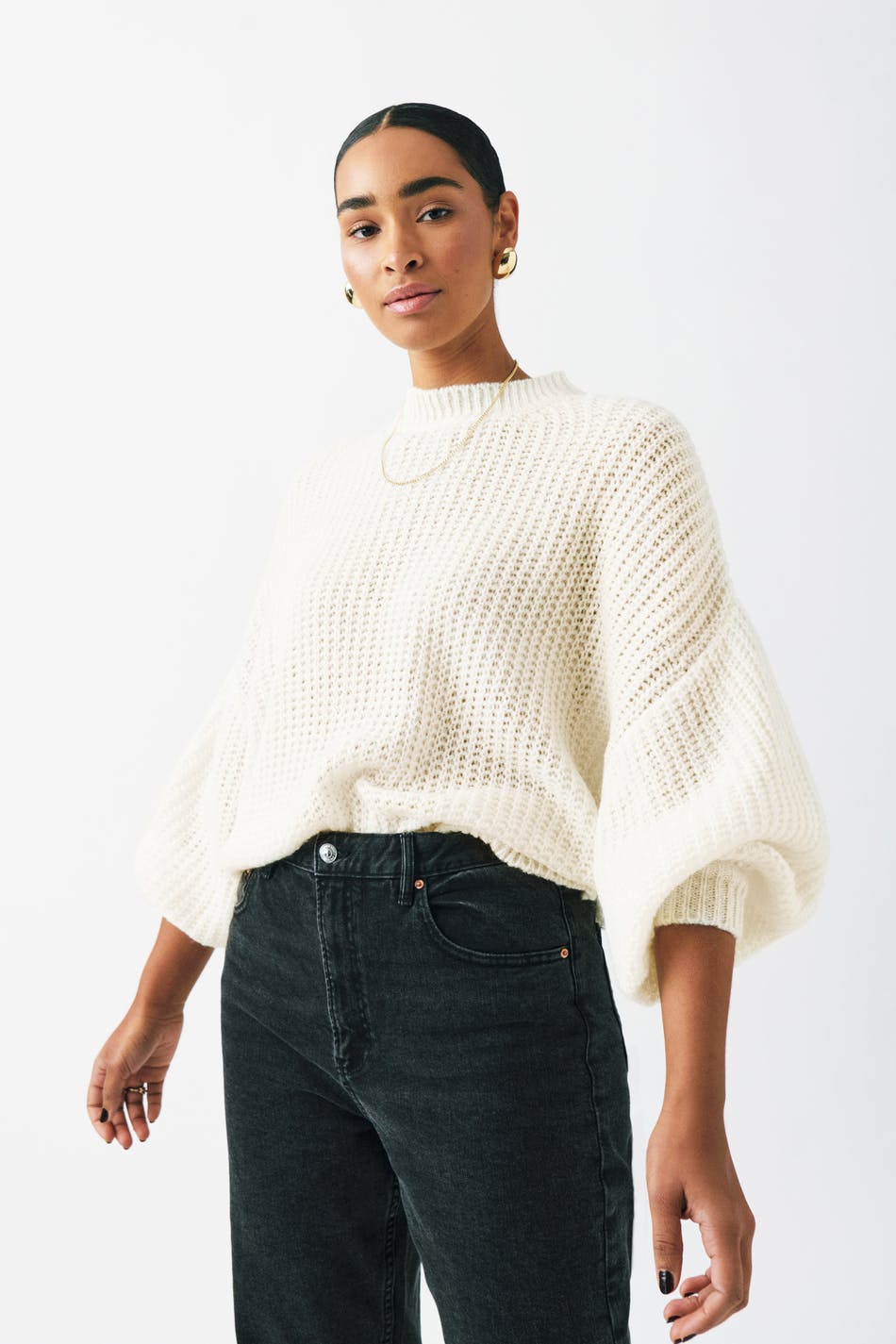 Läs mer om Gina Tricot - Chunky knitted sweater - stickade tröjor - Beige - M - Female