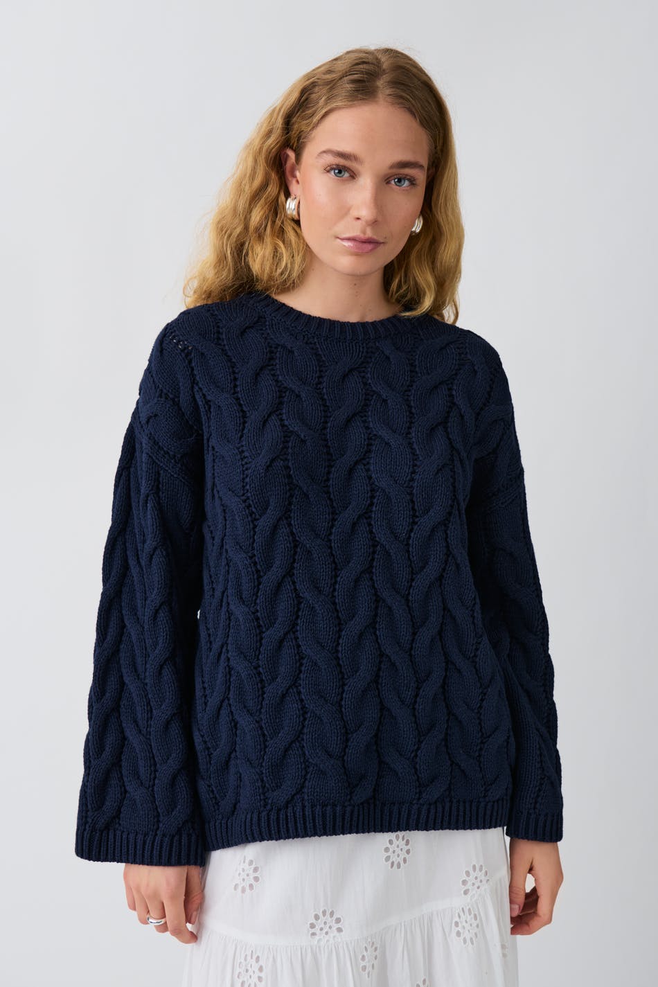 Cable knitted sweater - Blå - Dam - Gina Tricot