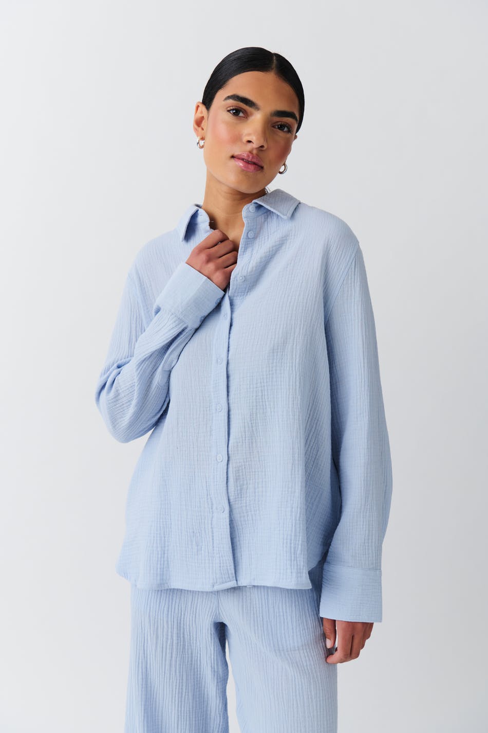 Gina Tricot - Gauze shirt - linskjorter - Blue - M - Female