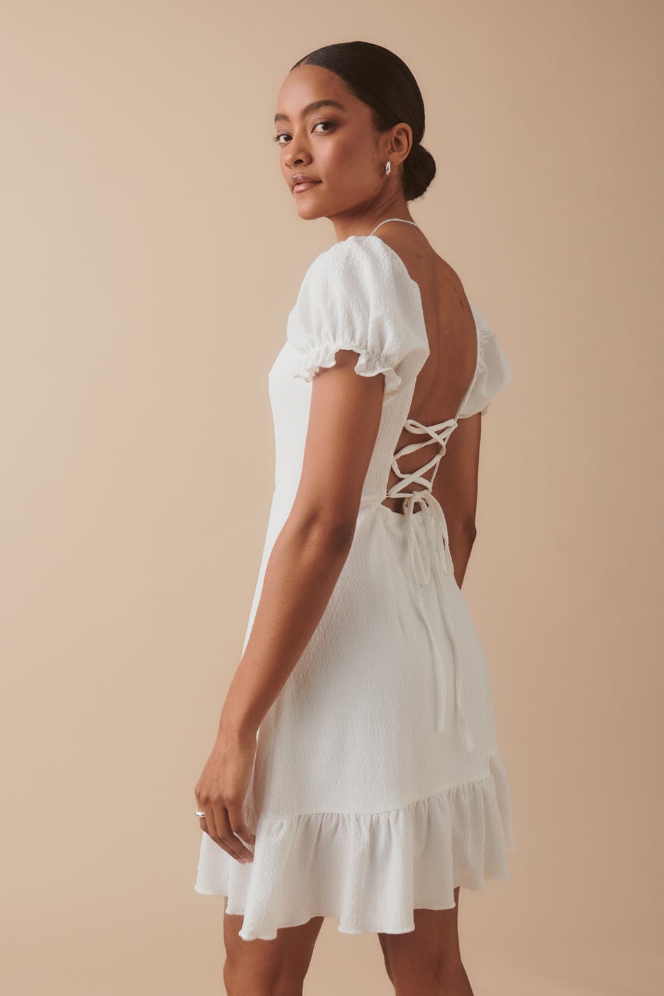 Gina Tricot - Lacing detail dress - miniklänningar - White - L - Female
