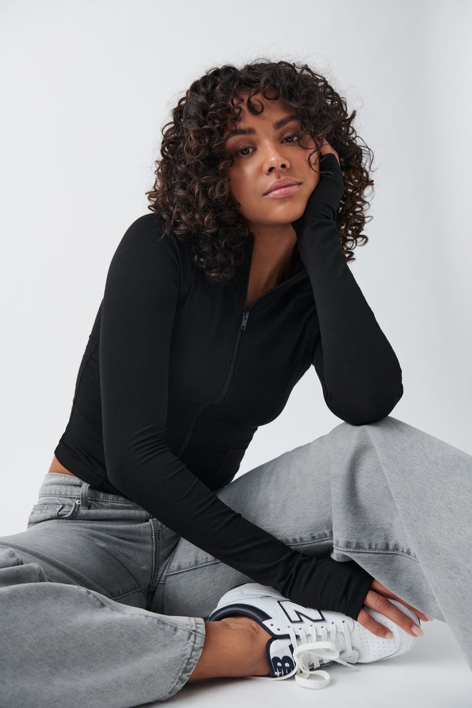 Läs mer om Gina Tricot - Soft touch zip jacket - långärmade toppar - Black - XL - Female