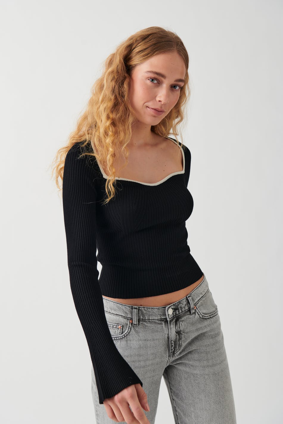 Gina Tricot - Contrast knitted top - långärmade toppar - Black - M - Female