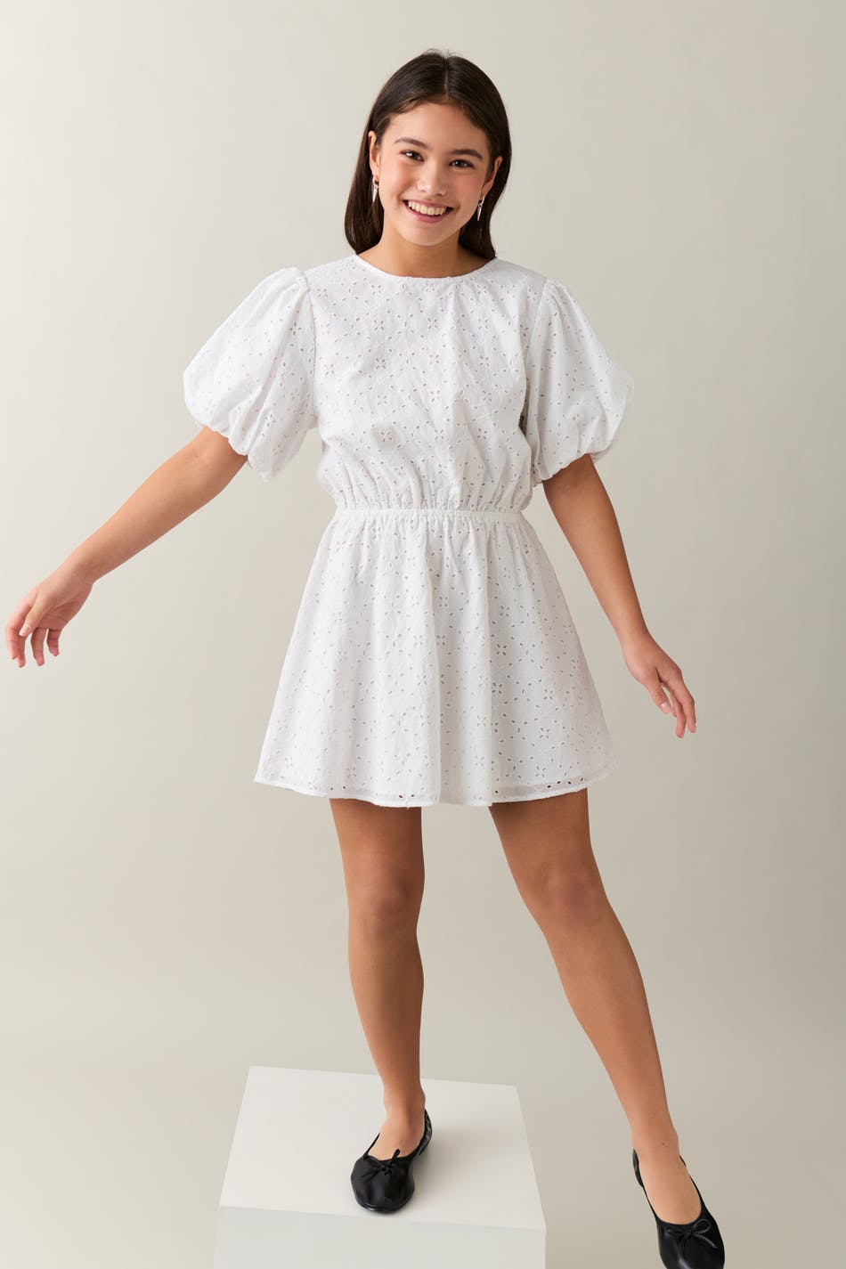  Gina Tricot- Y puffslv anglaise dress - young-dresses- White - 146/152- Female